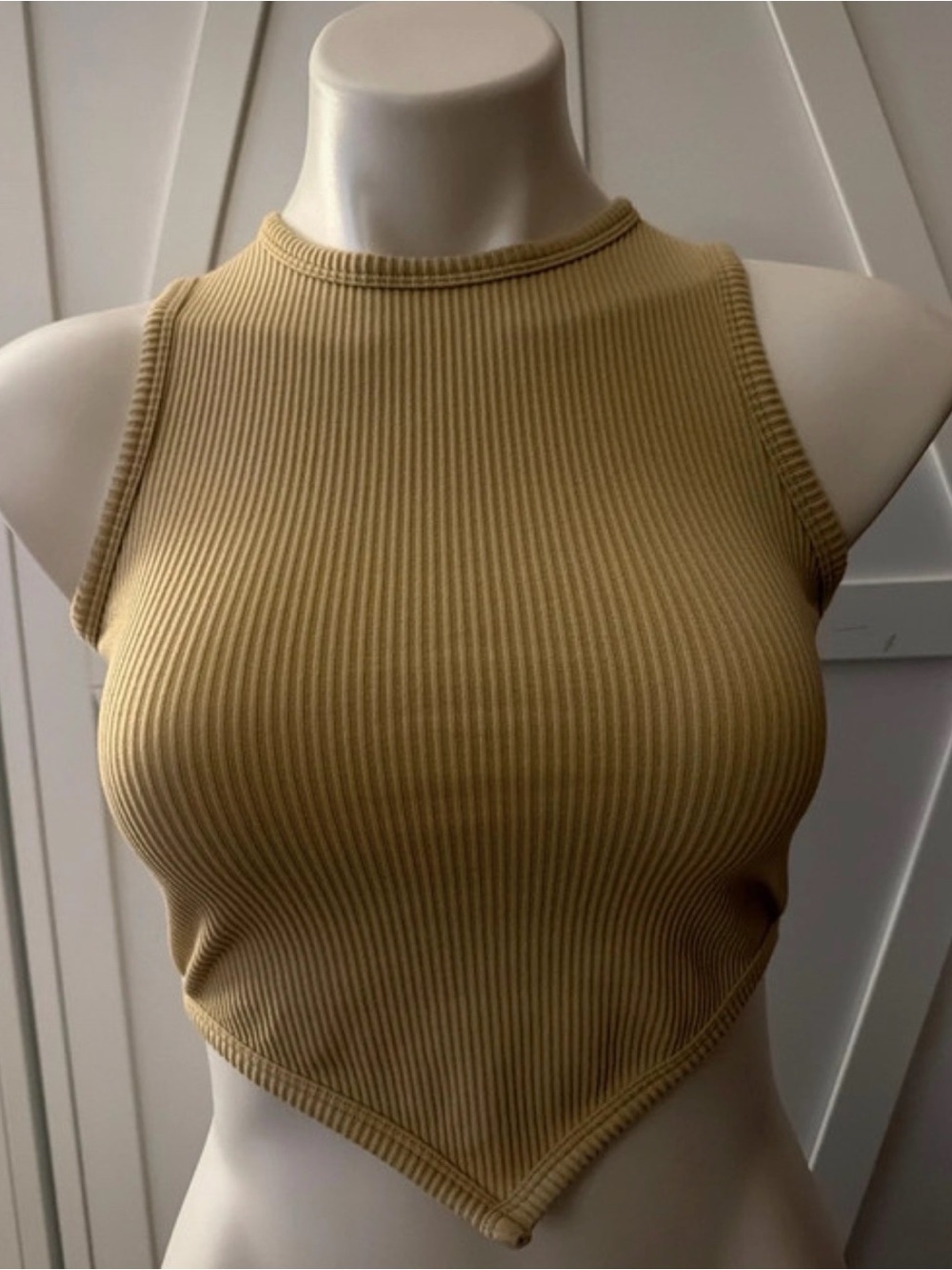 Forever 21 Ribbed Pointed Hem Crop Tank - Camel